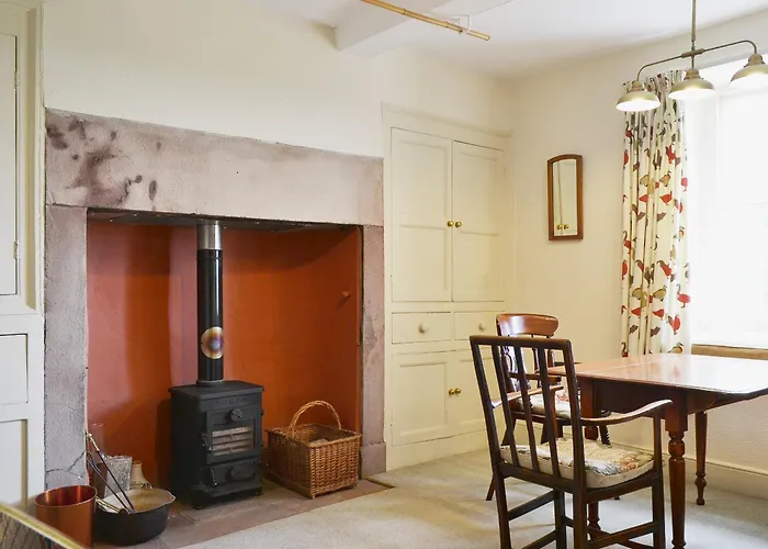 High Birch Close Holiday home